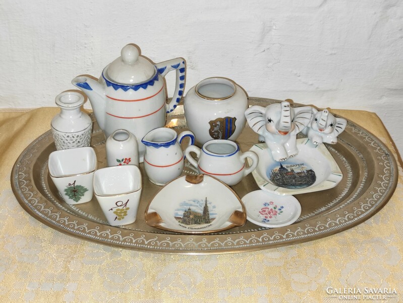 Package of 14 small charming porcelain trinkets