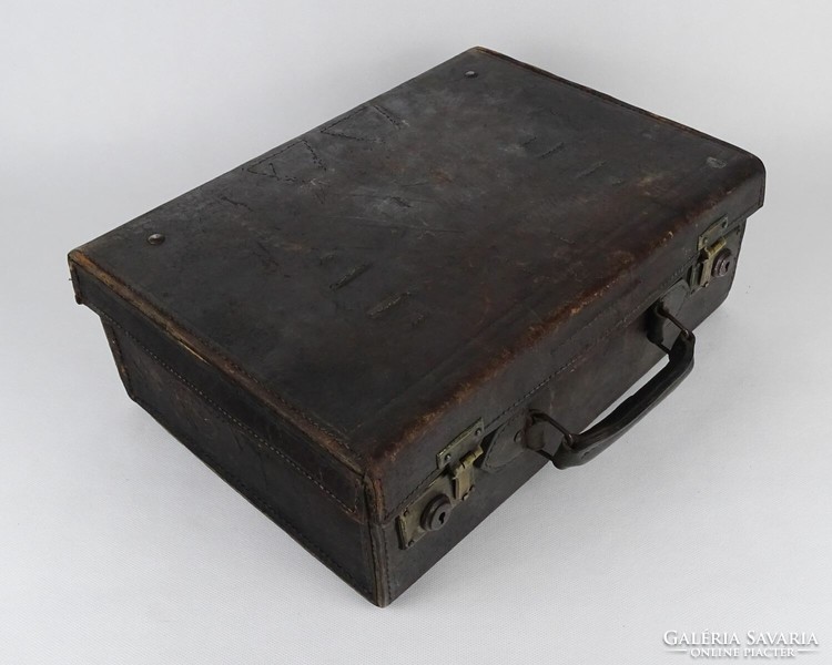 1O732 Antik kisméretű valódi bőr bőrönd koffer