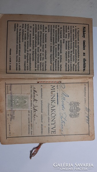 Karcagon vezetett Munkakönyv  1945 - 1950 bélyeggel , pecsétekkel és viaszpecséttel