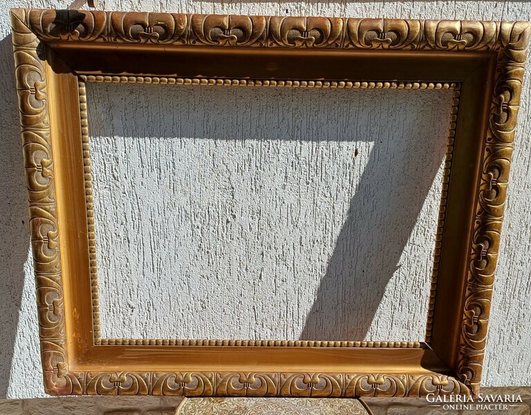 Antik aranyozott szèles tükör festmèny keret fekvő àlló is,Kivàló dekoràció film szinhàz kellèk is.