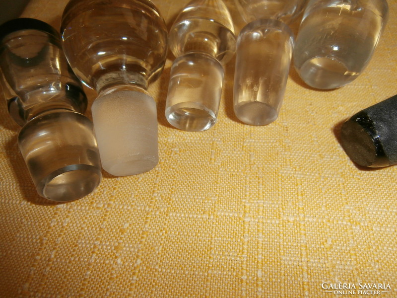 Glass stoppers mixed package