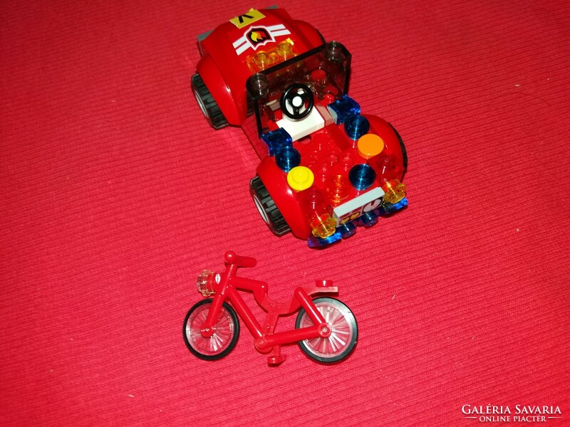 LEGO® CITY építőjáték autó és kerékpár a képek szerint