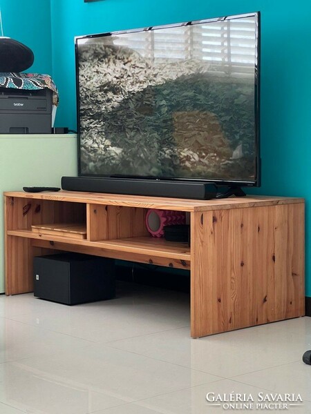 Eladó LINNARP IKEA tömör fa borovi fenyő dohànyzóasztal / jàtszóasztal / tv állvány