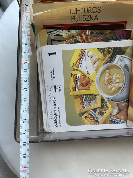 Régi “Planétás” receptgyűjtemény, étel kártya az 1980- as évekből
