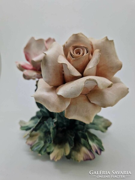 Capodimonte olasz porcelán rózsa asztali dísz virág 15cm