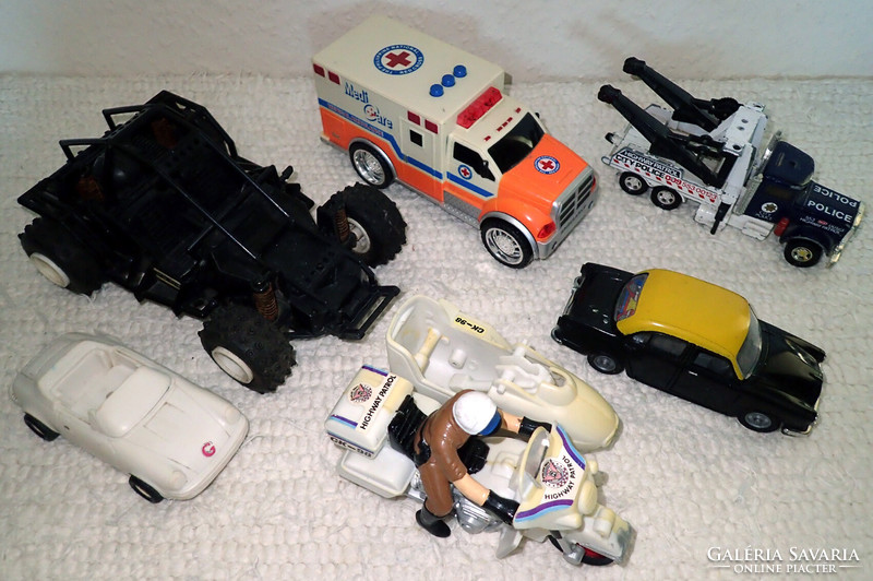 6 Pcs retro plastic metal toy car vehicle ambulance police SUV sidecar motorcycle matchbox superkings