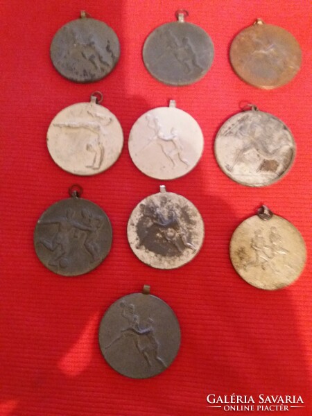 Old sports medal package 10 pieces 8 events, 2 blank as shown in the pictures