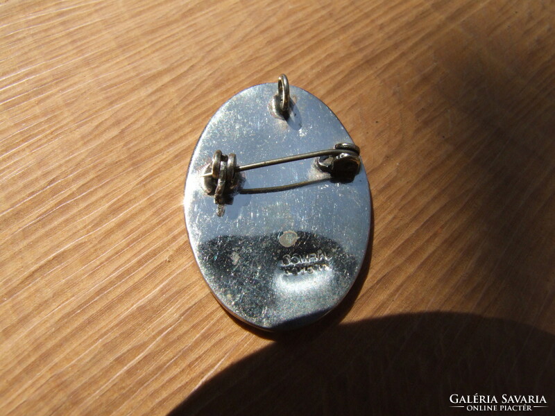 Handmade bijou brooch with mother-of-pearl (220701)