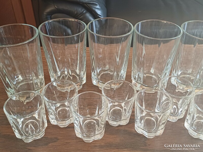 Set of 2 glasses