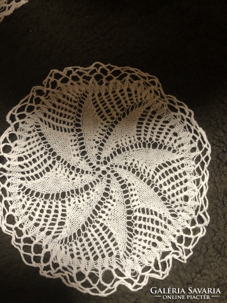 Handiwork! Crocheted lace tablecloths 3 pcs. 2 patterns together