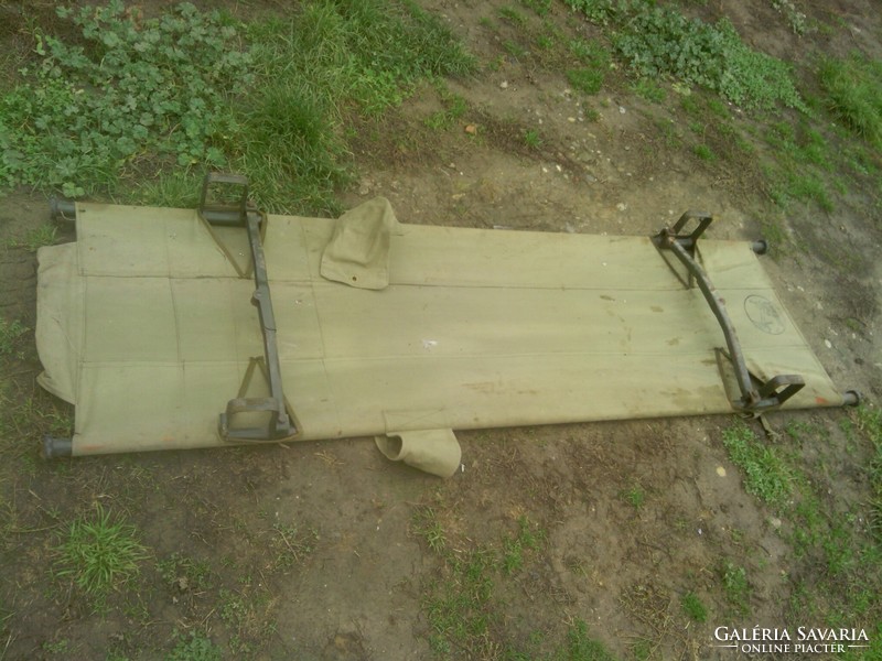 Military wear bed