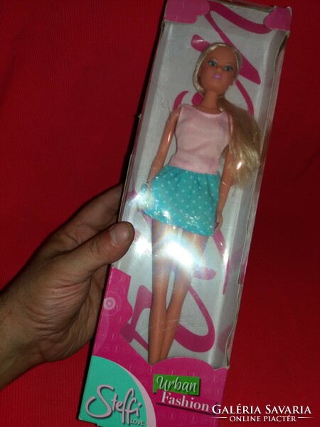 1990s Steffi Love toy barbie-like doll simba urban fashion doll with unopened box