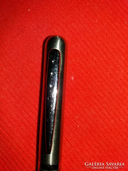 Retro heavy metal casing scroll ballpoint pen as shown
