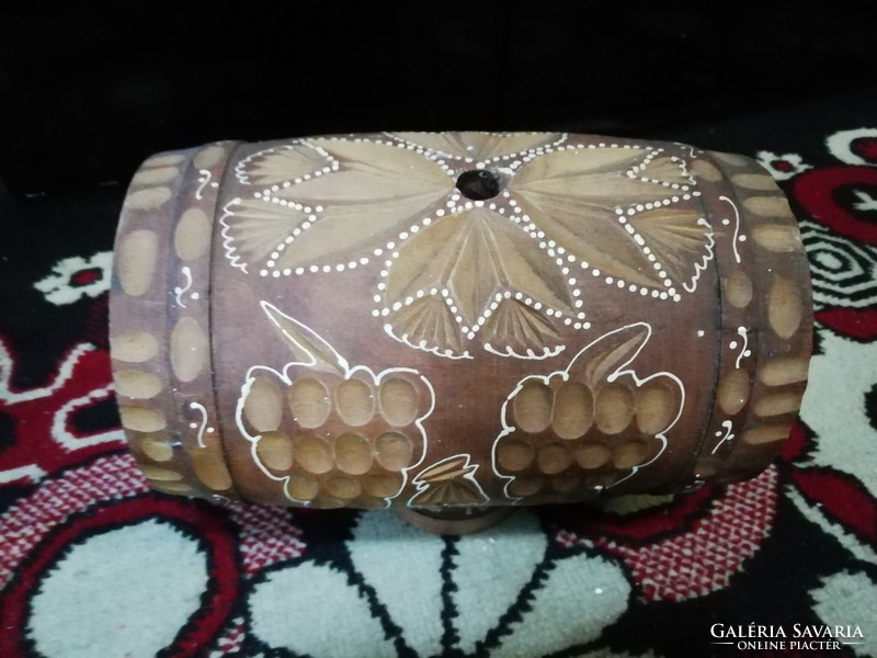 Folk wooden barrel with grape pattern 26 cm x 23 cm