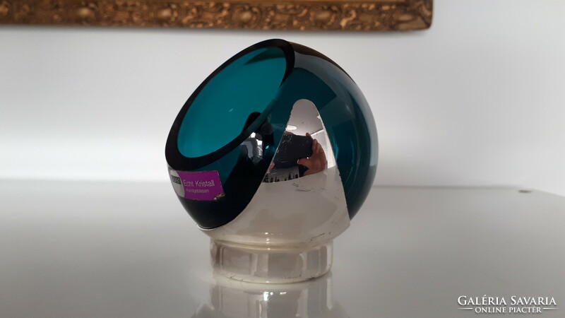 Mid-century marked space age beautiful quist crystal ashtray
