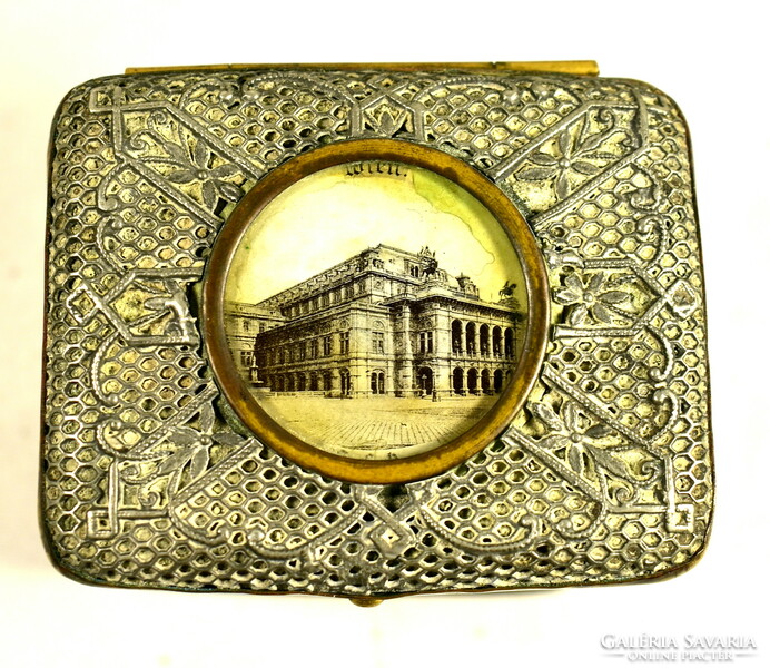 XIX. No. End decorative antique box with the Viennese opera