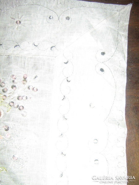Special floral tablecloth with beautiful pearl embroidery