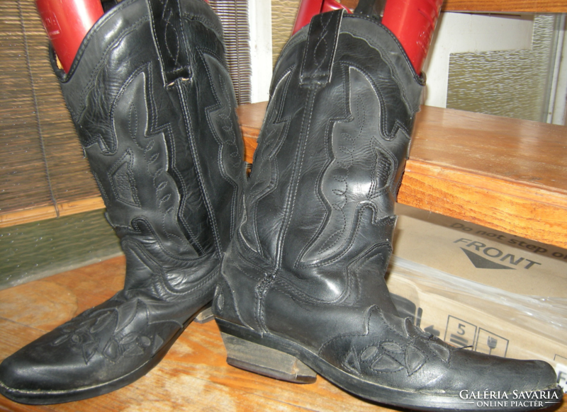 Western boots size 40 black