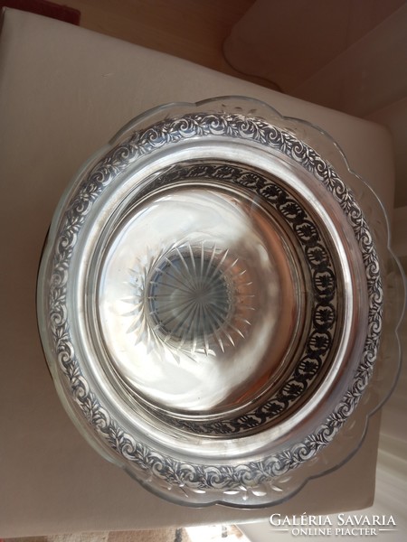 Díszes ezüst talpas asztalközép eredeti csiszolt üvegbetéttel