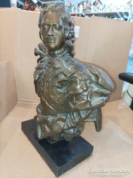 Bronze bust of Tsar Peter the Great, 35 cm high.