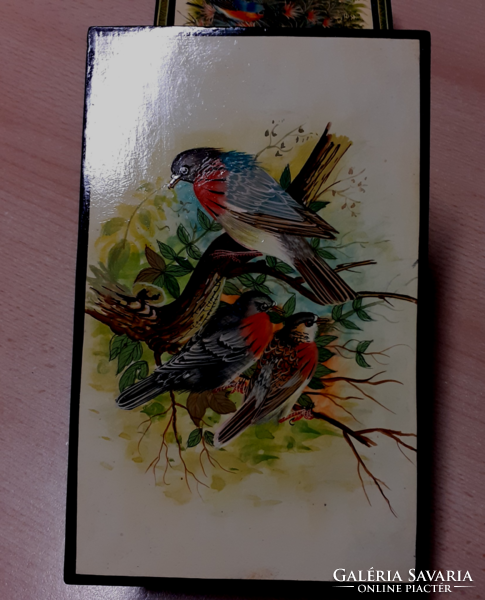 Lacquer bird ornament box