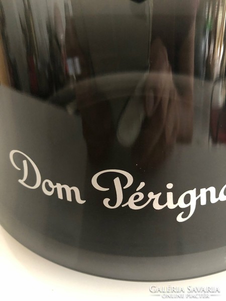 Dom Pérignon – Moët & Chandon Champagne pezsgőhűtő – tervezte Martin Székely