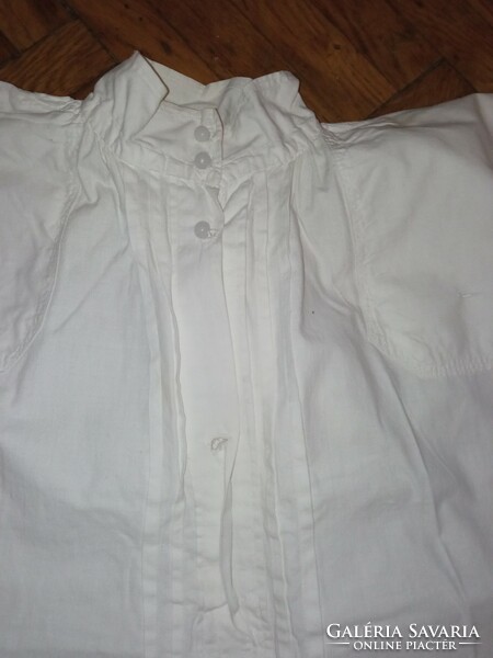 Beautiful antique folk costume blouse with Madeira sleeves