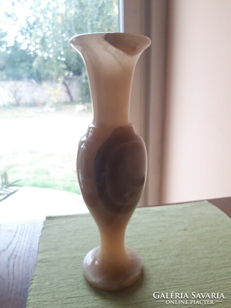 Aragonite vase - 30 cm
