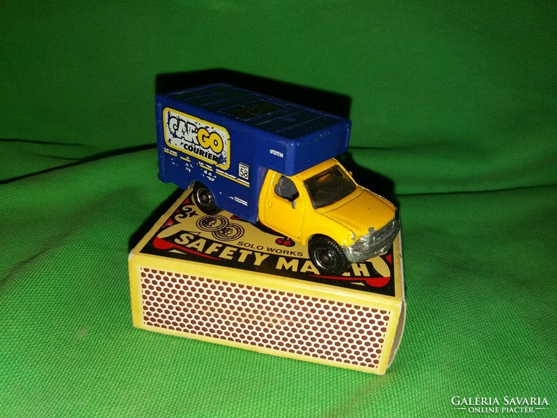 2003 MATCHBOX Mattel MBX. Moving Truck fém kisautó jó állapotban a képek szerint
