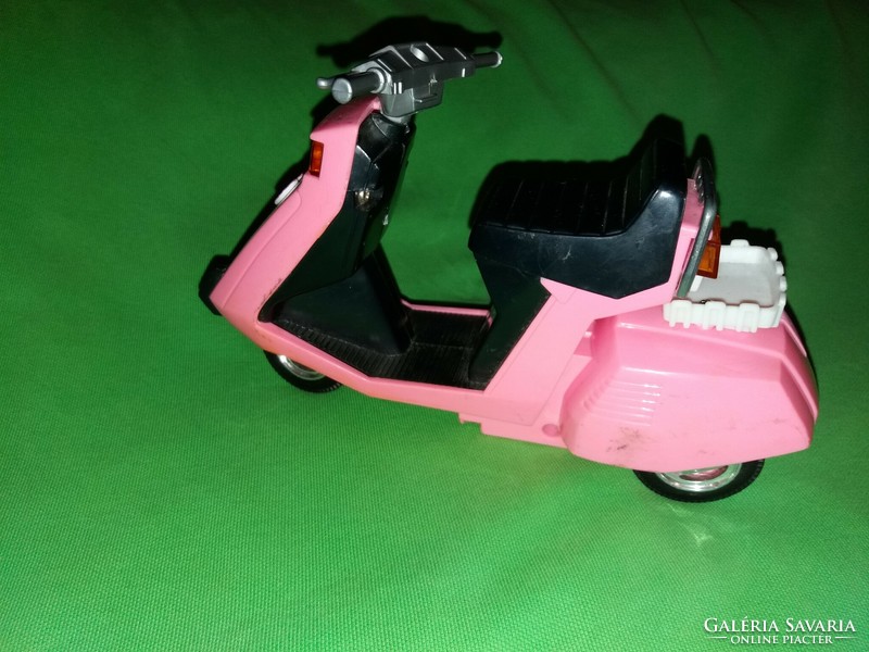 Quality pink motorcycle scooter for barbie dolls as shown in the pictures