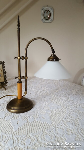Antique effect table lamp, bank lamp