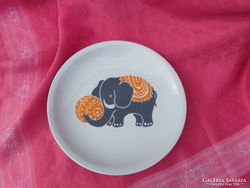 Alföldi porcelán, elefántos gyerektányér