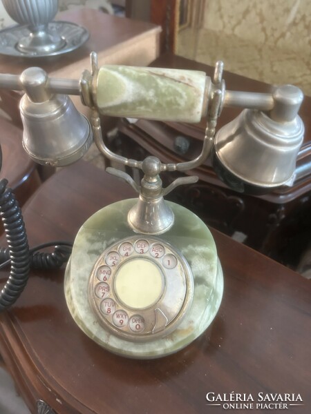 Onyx stone phone