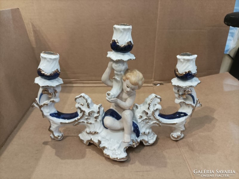 Porcelán gyertyatartó, 3 ágú, hibátlan, 19 x 16 cm-es.