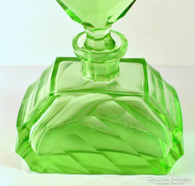 Art deco moser polished green glass perfume bottle perfume bottle