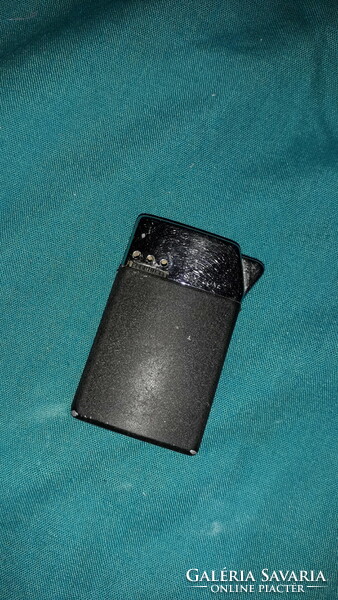 Régi SIM - AUSZTRIA - fekete fém burkolatú öngyújtó a képek szerint