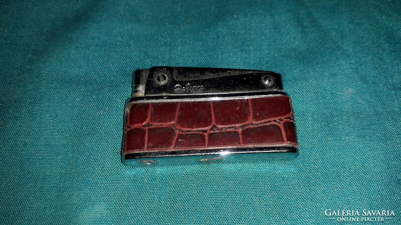 Old colibri gilded - crocodile skin coated metal case lighter as shown in the pictures