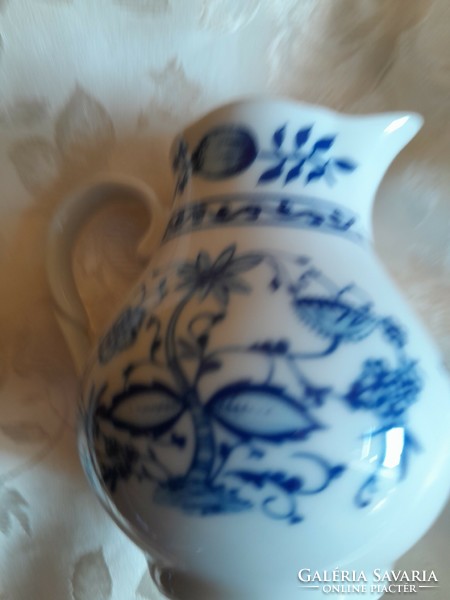 Onion flower collection coffee pot