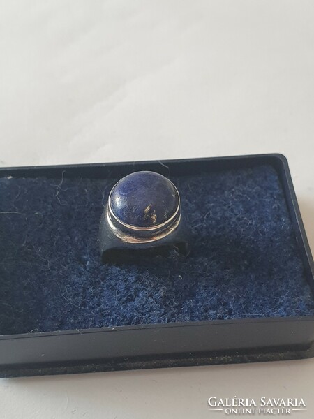 Women's silver ring with lapis lazuli