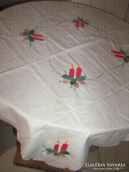 Beautiful Christmas tablecloth with sewn-on decorations