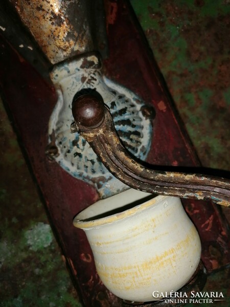 Rusztikus, antik, fali kávédaráló