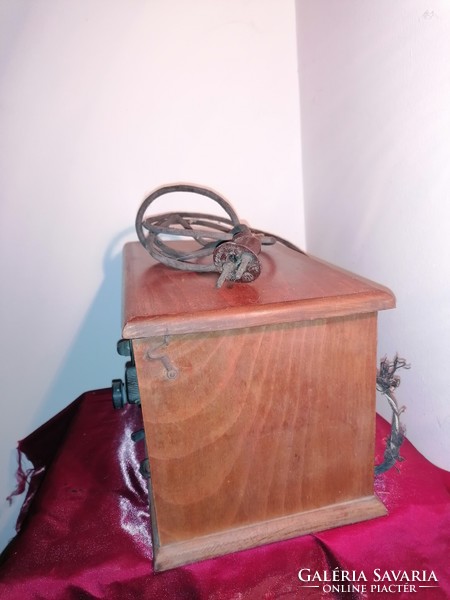 Antique 3-tube amateur radio