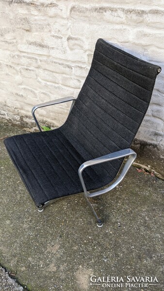 Charles & Ray Eames szék