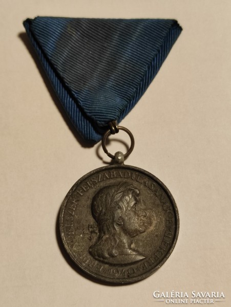 Gray war metal commemorative medal of the brave Miklós Horty of Nagybánya for the liberation of parts of Transylvania, 1940.