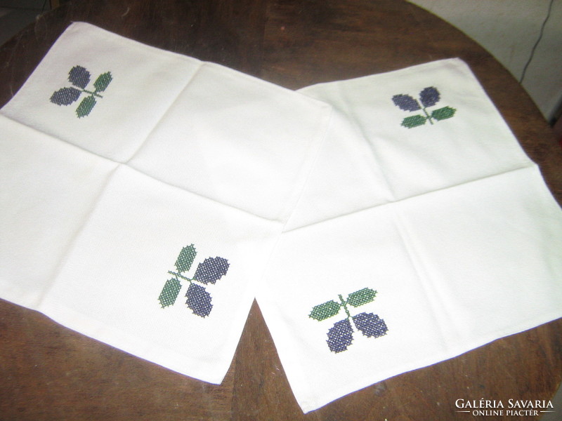 Cute embroidered cross stitch napkin 2 pieces