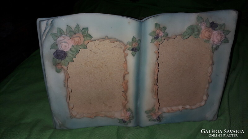 Very nice bisque painted floral desktop double picture frame 15 x 24 cm according to the pictures