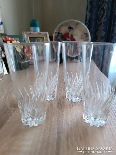 Glass cup (4 pieces)
