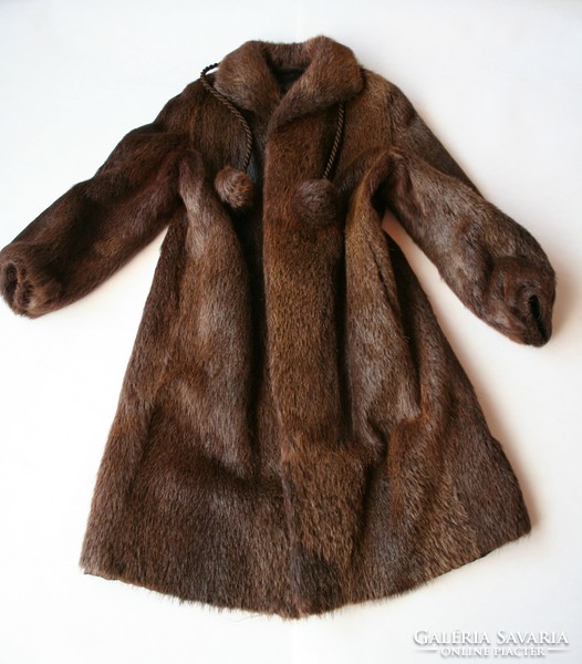 Long trimmed (spitz) nutria fur coat in size 44
