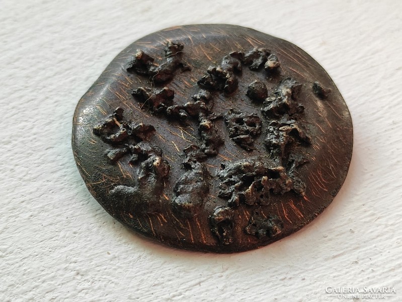 Special round brooch, badger pin, artisan goldsmith's work