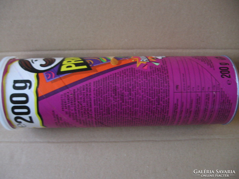 20 éves retro Pringles doboz